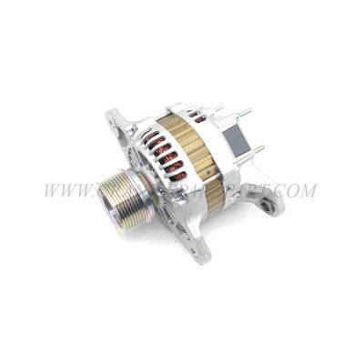 21401675 Crane Engine Parts Alternator With construit dans le régulateur de tension